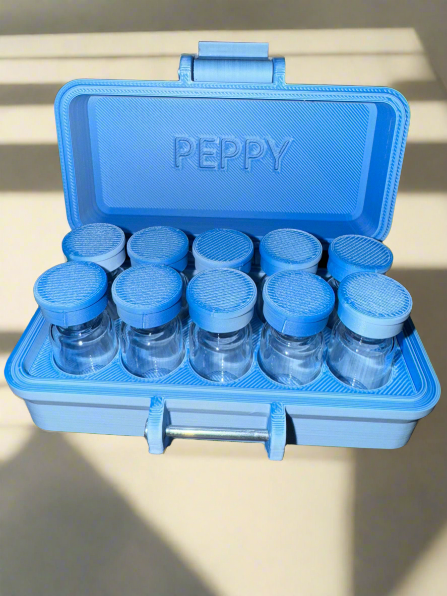 1 Latch 5x2 3ml vial case*CAPS & VIALS NOT INCLUDED*