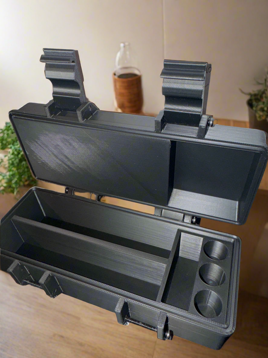 Syringe/wipes/(3) 3ml vial case **syringe/wipes/vials not included**